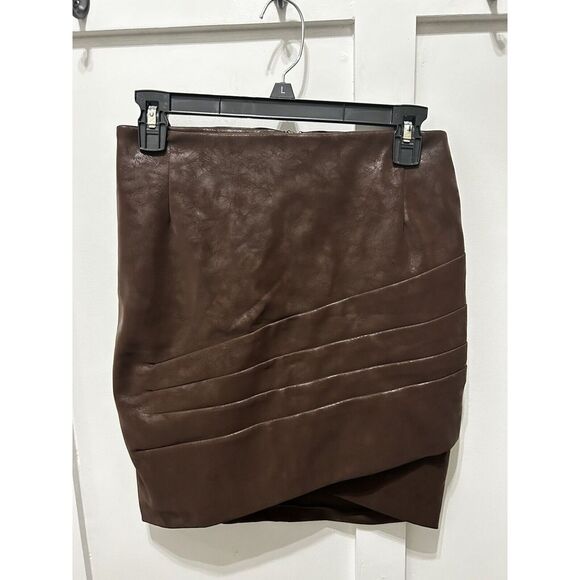 GUESS  Faux-Leather Skirt‎ Women's Size Small Ginger Spice Boho Brown Chic Fall - Picture 1 of 6